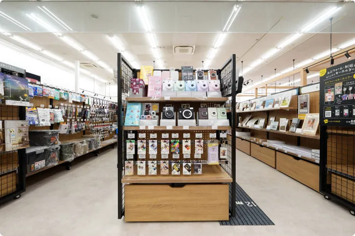 カメラ関連商品も豊富に取り揃え