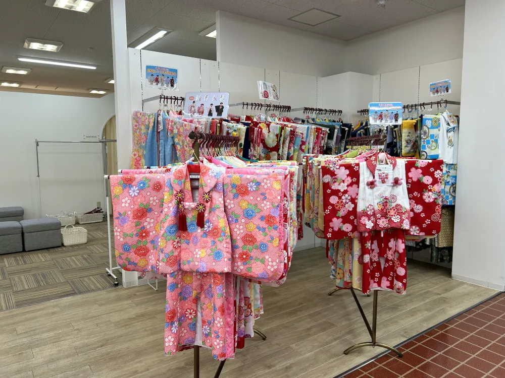 スタジオマリオ 宇治・大久保店 | 七五三やお宮参りの撮影なら写真館