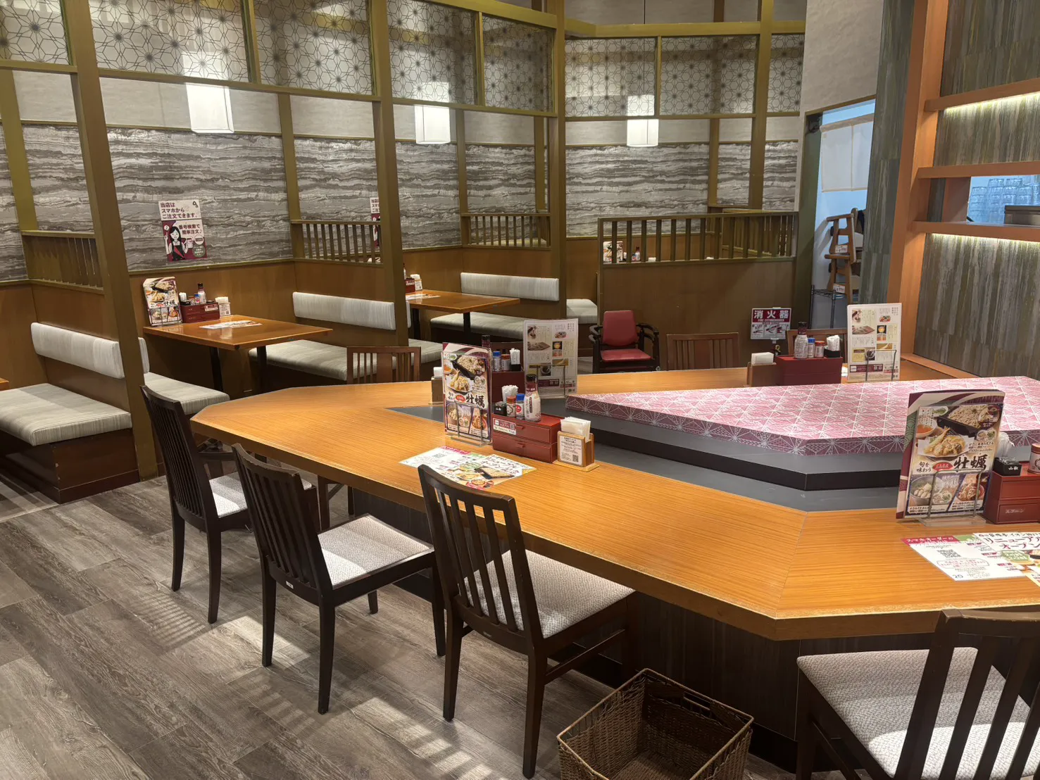 家族亭イオン神戸北店　店内写真