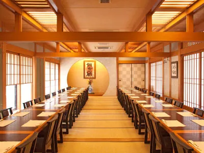 宴会場　最大72名様収容可