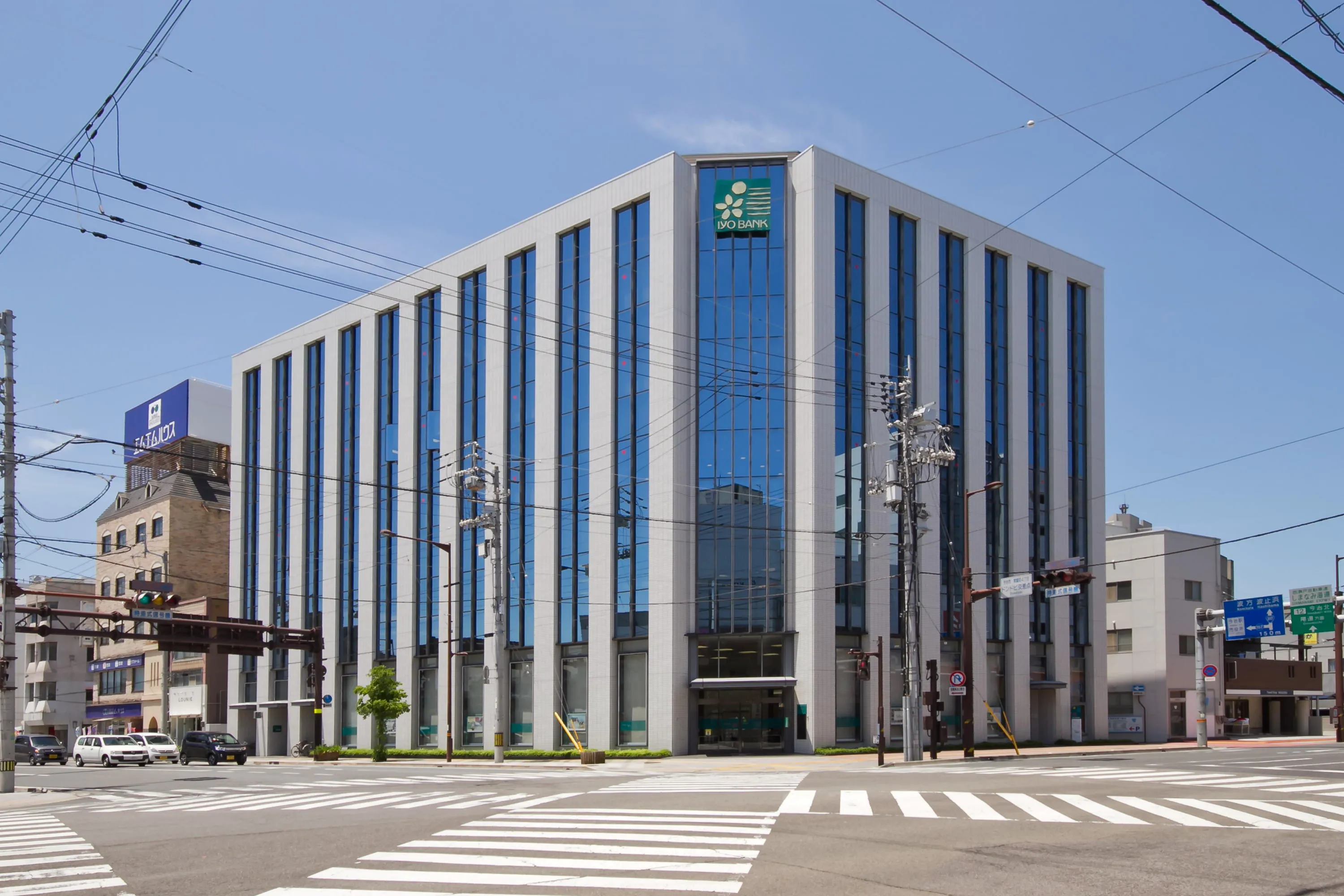 伊予銀行今治支店